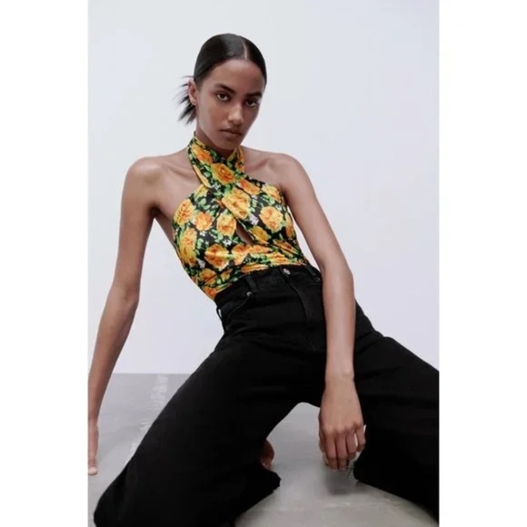 ZARA NWOT TWIST NECK FLORAL HALTER BODYSUIT SMALL - Picture 6 of 7
